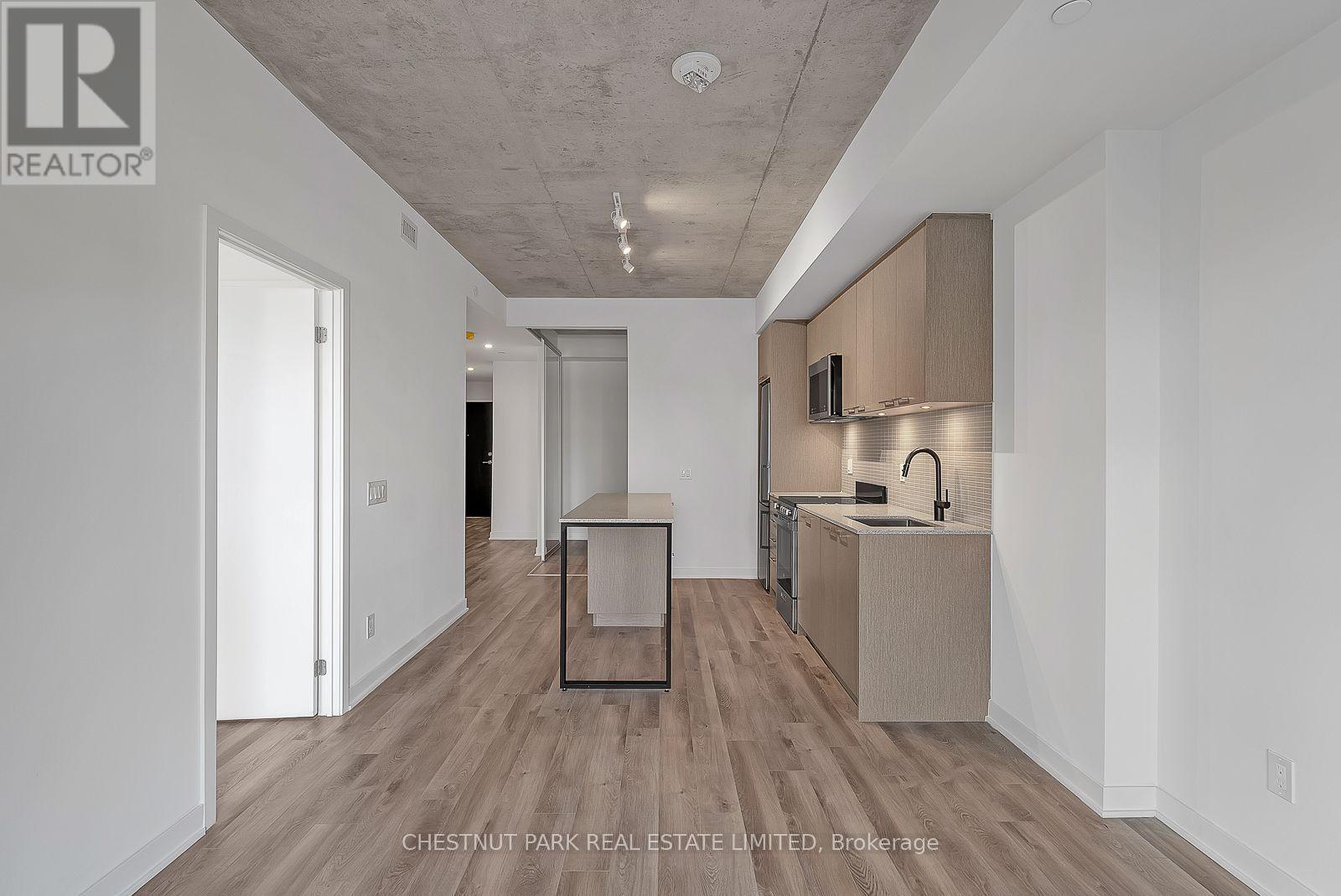 505 - 1808 St Clair Avenue W, Toronto, Ontario  M6N 0C1 - Photo 3 - W12432364