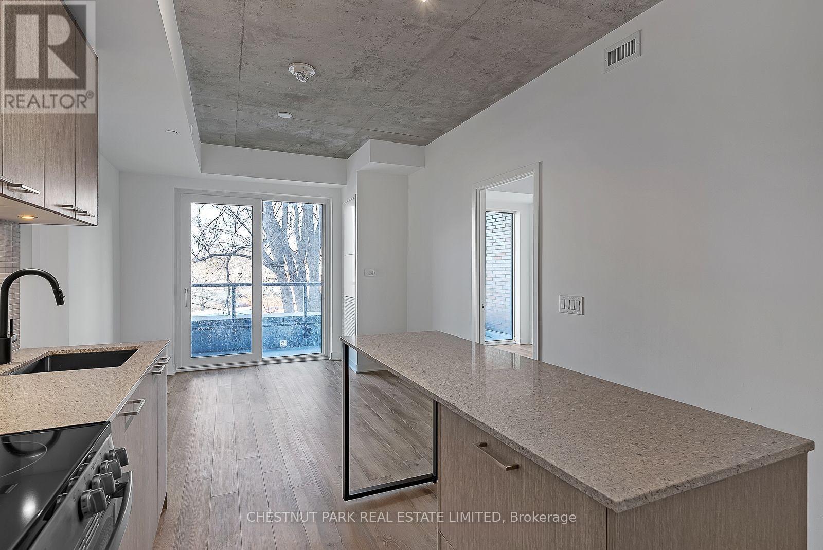 505 - 1808 St Clair Avenue W, Toronto, Ontario  M6N 0C1 - Photo 4 - W12432364