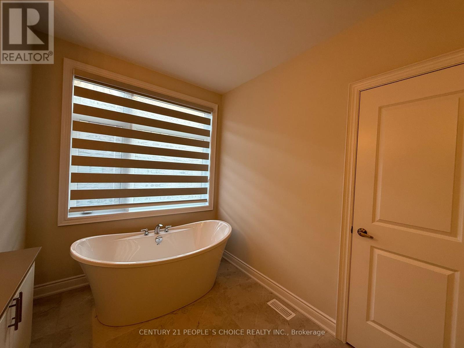 1226 Anthonia Trail E, Oakville, Ontario  L6H 7Y9 - Photo 26 - W12445139