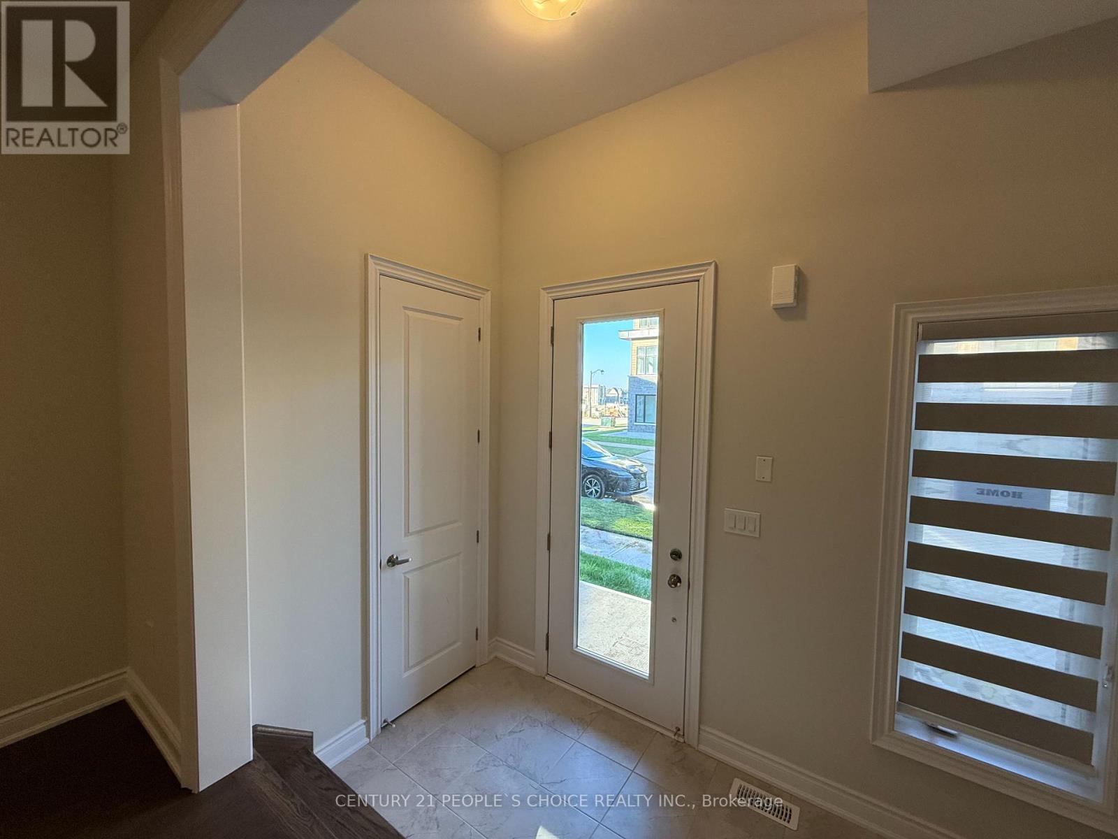 1226 Anthonia Trail E, Oakville, Ontario  L6H 7Y9 - Photo 3 - W12445139
