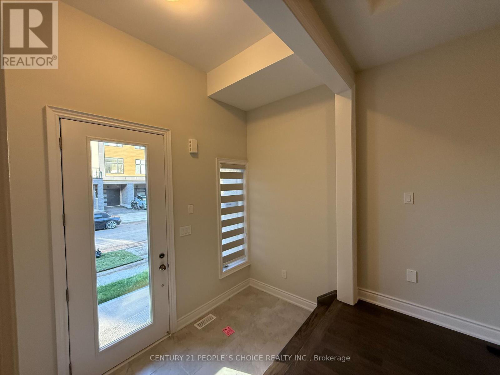1226 Anthonia Trail E, Oakville, Ontario  L6H 7Y9 - Photo 4 - W12445139