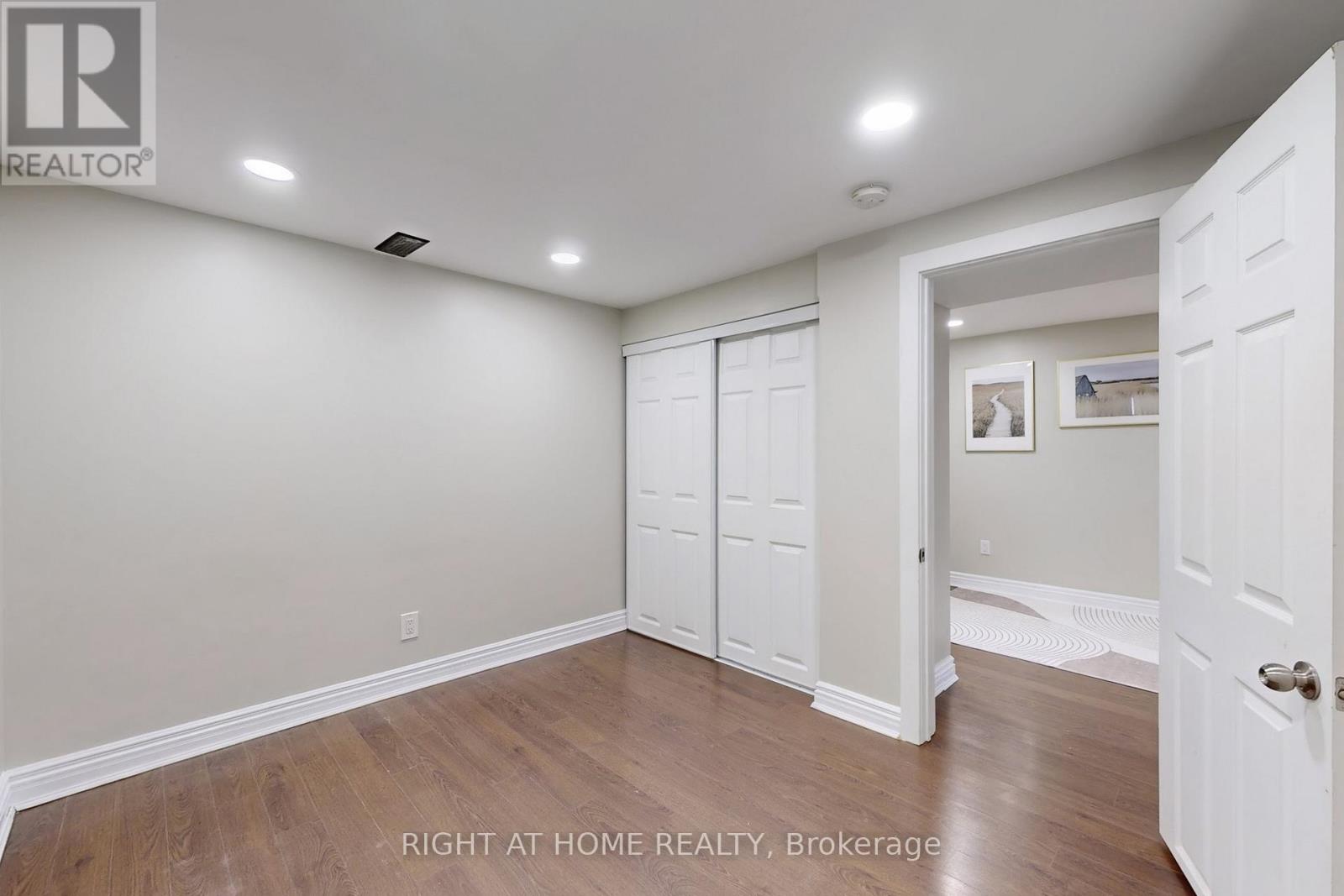 36 Juliet Crescent, Toronto (Keelesdale-Eglinton West), Ontario  M6M 1N4 - Photo 26 - W12445147