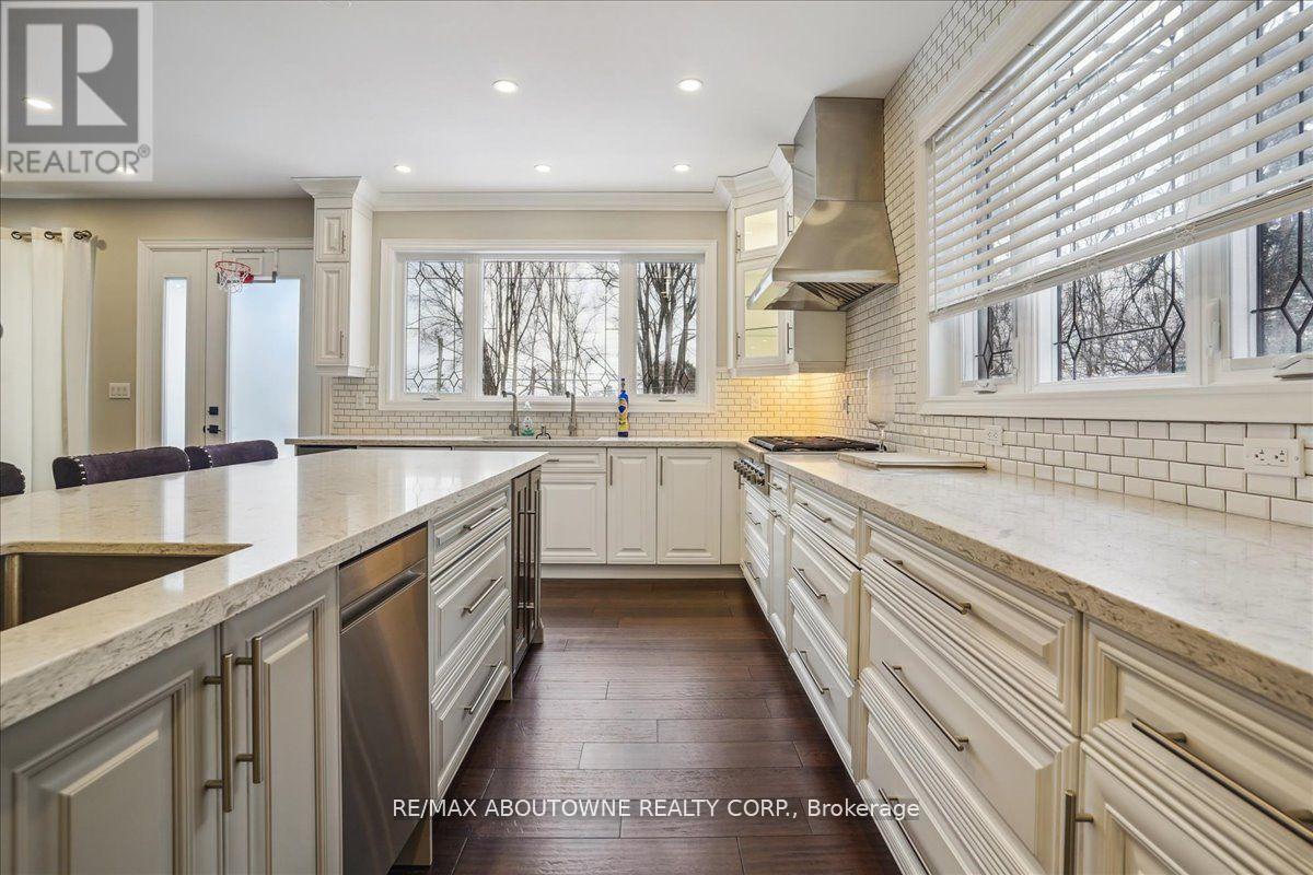 332 Shoreview Road, Burlington (Lasalle), Ontario  L7T 2N5 - Photo 25 - W12445152