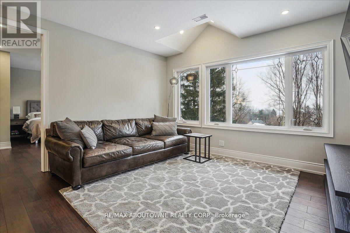 332 Shoreview Road, Burlington (Lasalle), Ontario  L7T 2N5 - Photo 33 - W12445152