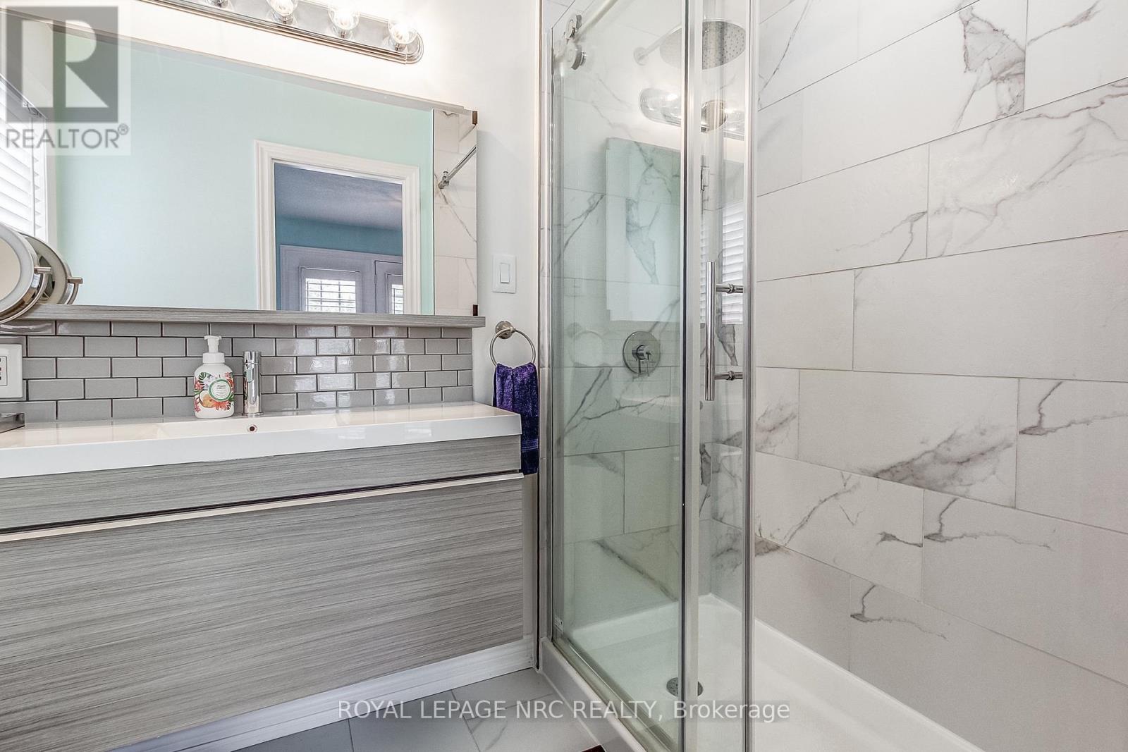 330 Gate Street, Niagara-On-The-Lake, Ontario  L0S 1J0 - Photo 17 - X12445194
