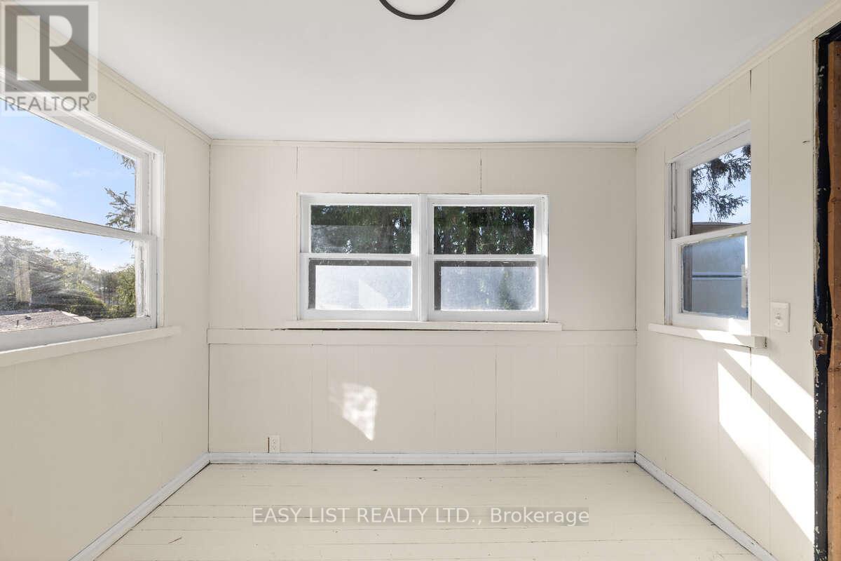 A And B - 622 Drum Road, Kawartha Lakes, Ontario  L0A 1K0 - Photo 11 - X12445137