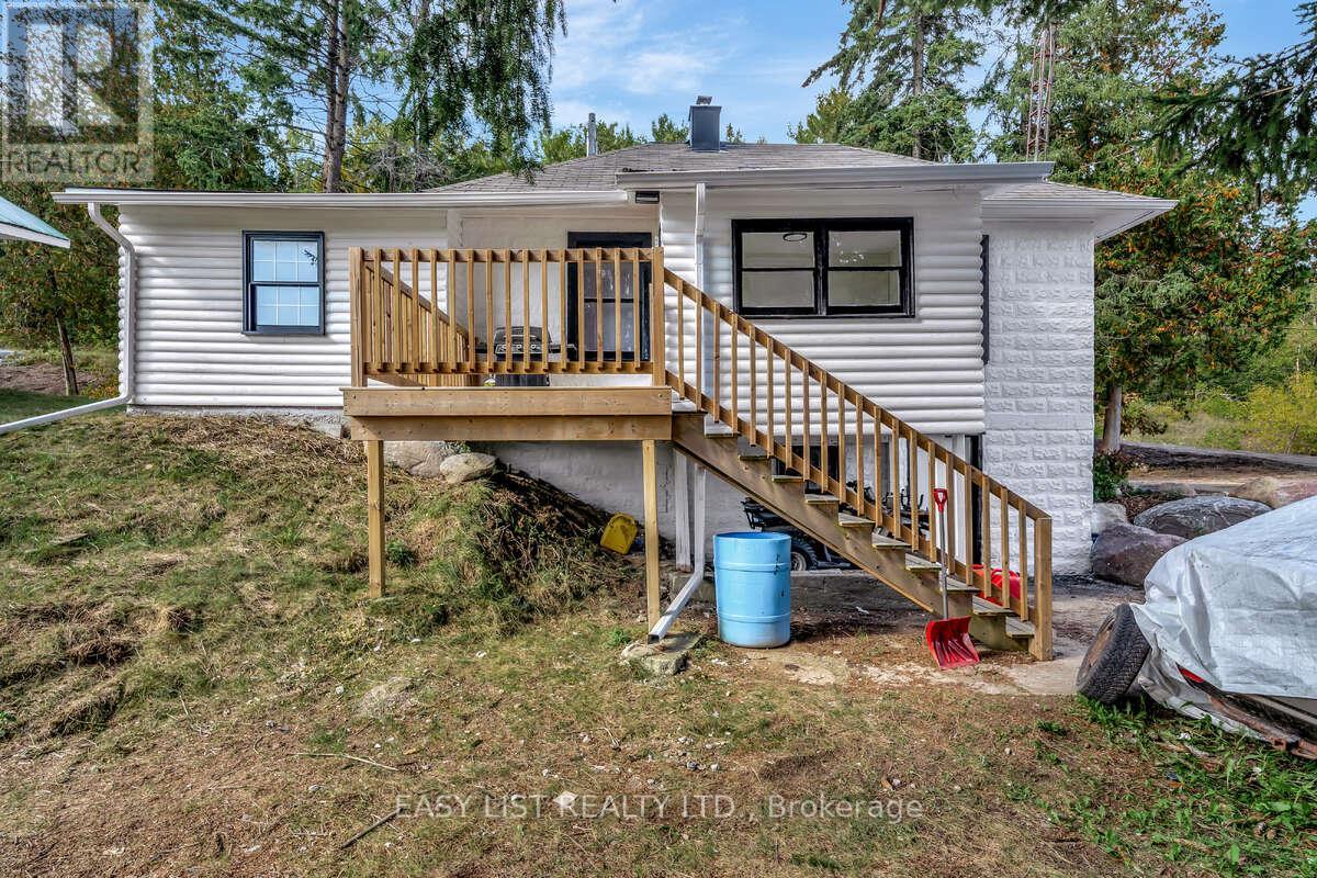 A And B - 622 Drum Road, Kawartha Lakes, Ontario  L0A 1K0 - Photo 2 - X12445137