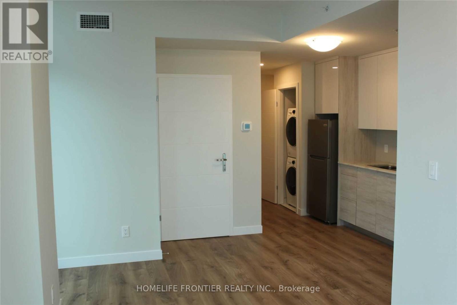 3009 - 60 Frederick Street, Kitchener, Ontario  N2H 0C7 - Photo 6 - X12445155