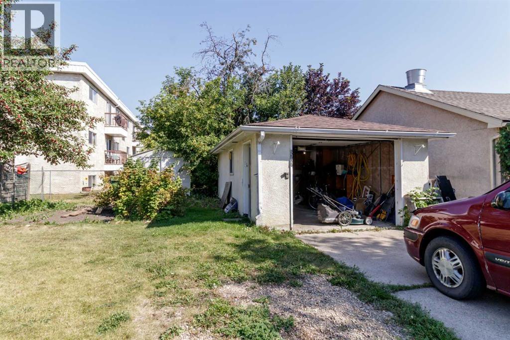 5337 44 Avenue, Red Deer, Alberta  T4N 3J1 - Photo 22 - A2254711