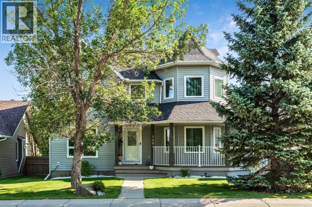 135 Westridge Close, Okotoks, Alberta