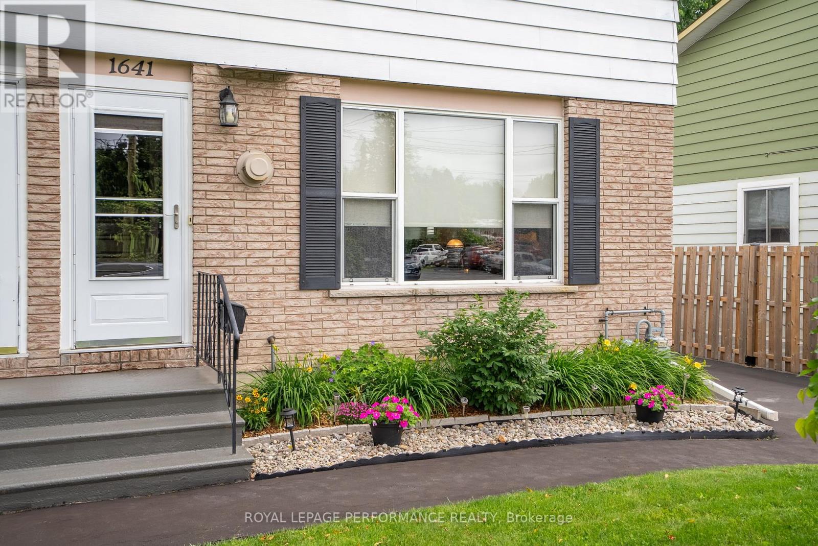 1641 Birmingham Street, Cornwall, Ontario  K6H 5Z5 - Photo 4 - X12445189