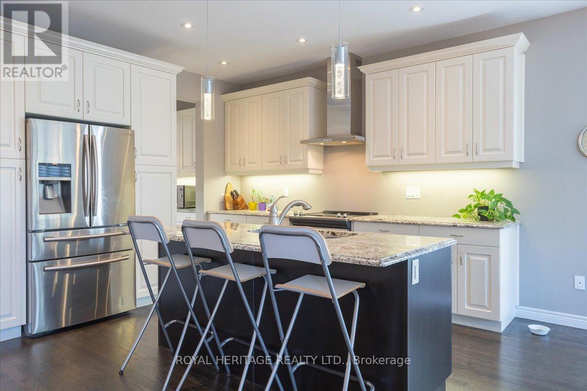 20 Island Bay Drive, Kawartha Lakes, Ontario  K0M 1A0 - Photo 11 - X12312067