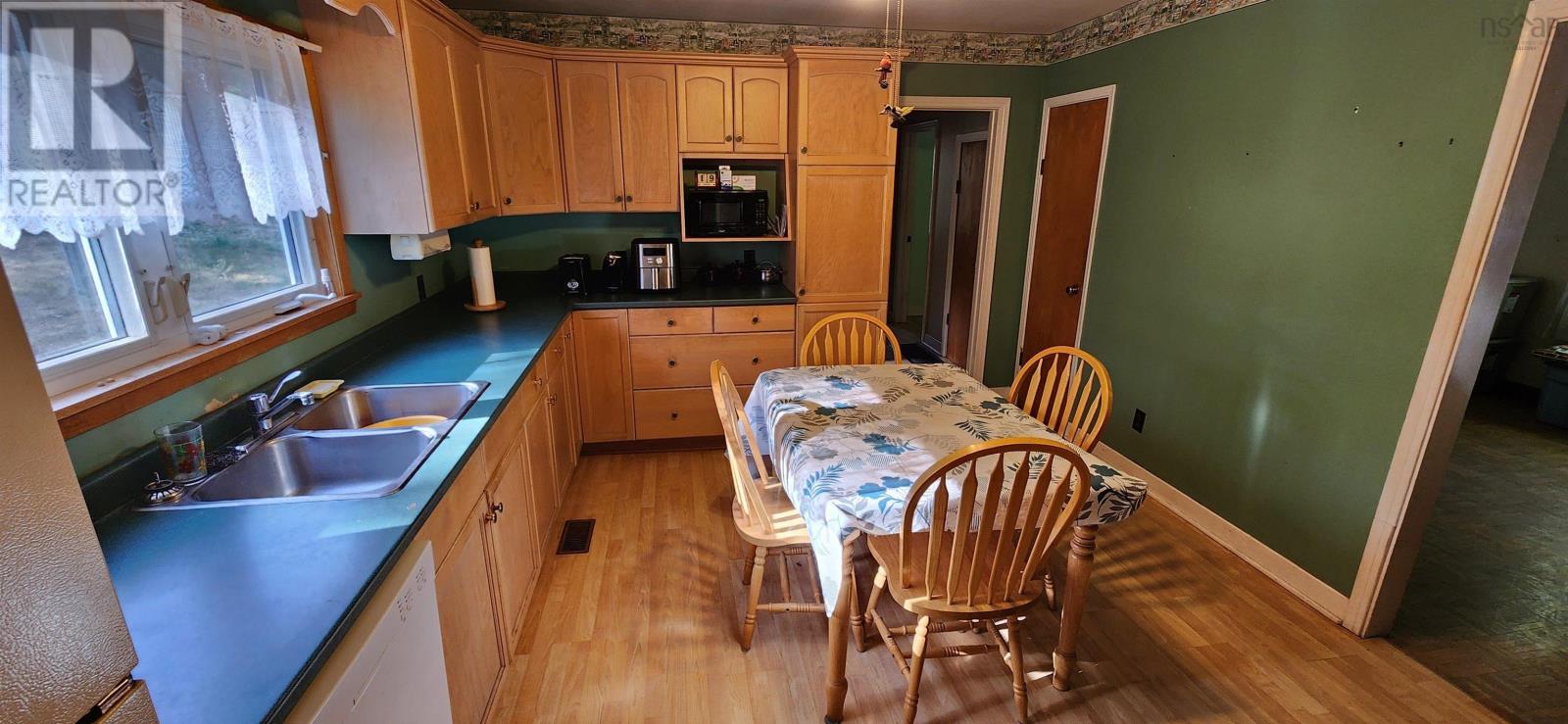 125 Chase Road, Berwick West, Nova Scotia  B0P 1E0 - Photo 11 - 202521241