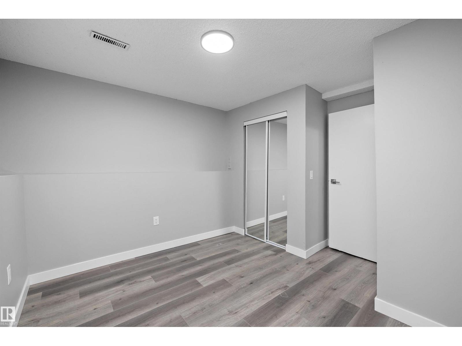 2019 38 St Nw, Edmonton, Alberta  T6L 3G9 - Photo 34 - E4460098