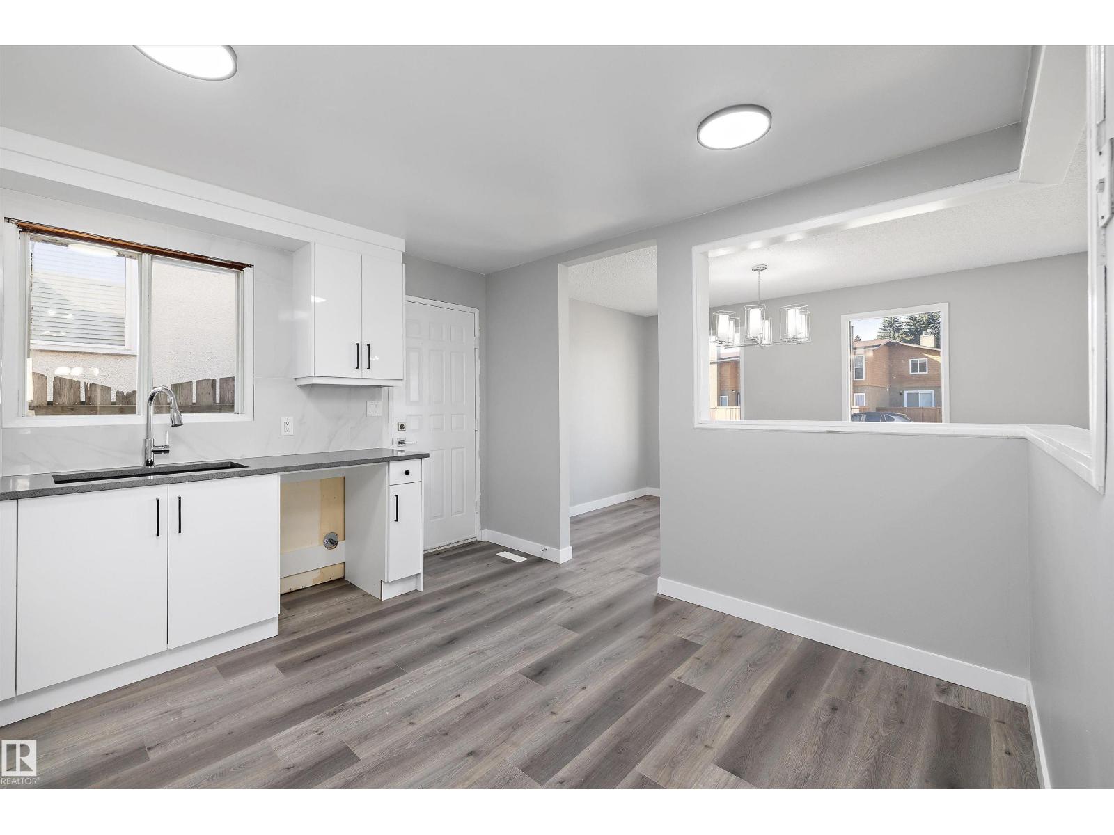 2019 38 St Nw, Edmonton, Alberta  T6L 3G9 - Photo 10 - E4460098
