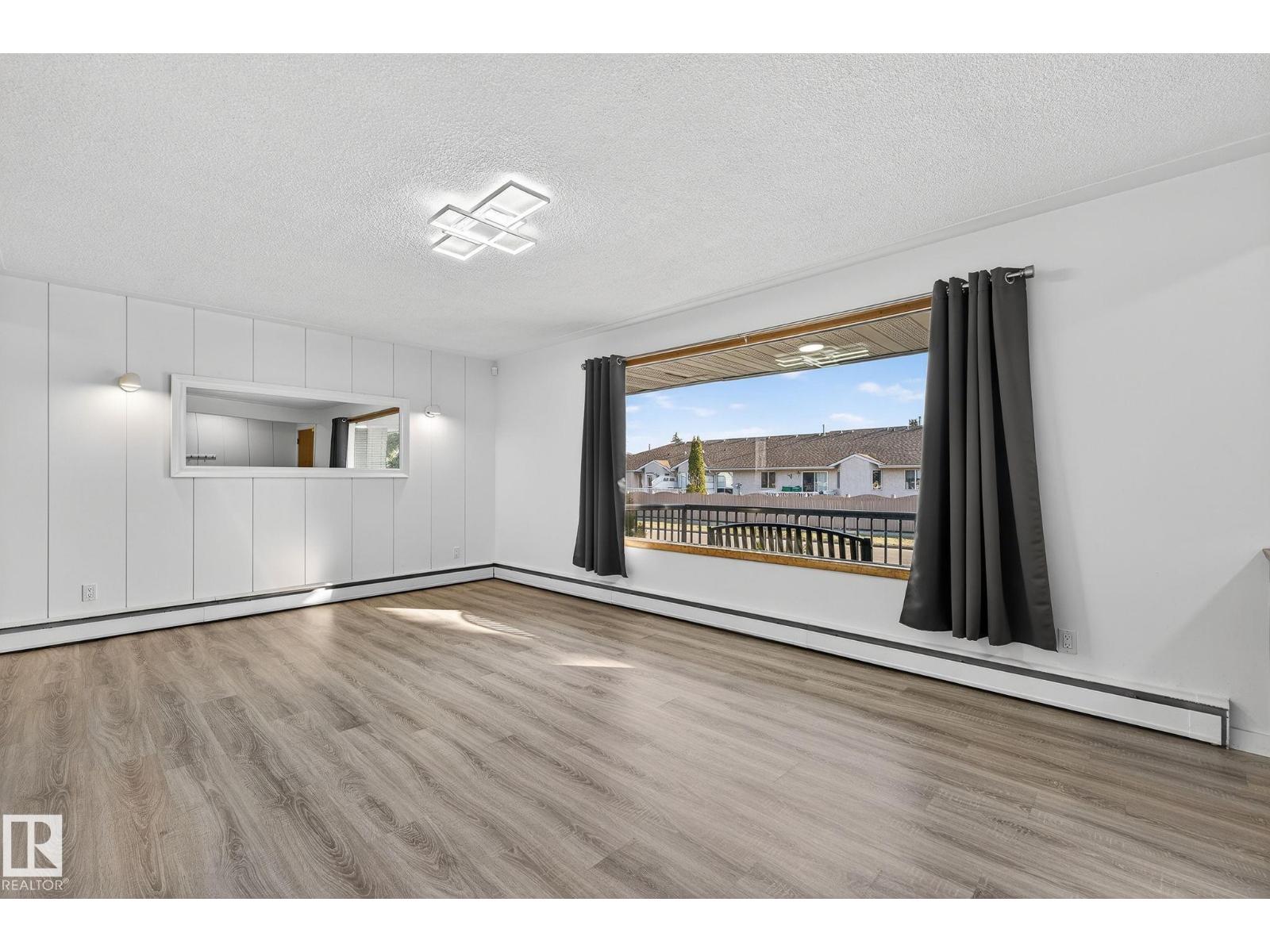 12410 134 Av Nw Nw, Edmonton, Alberta  T5J 3Y4 - Photo 18 - E4460877