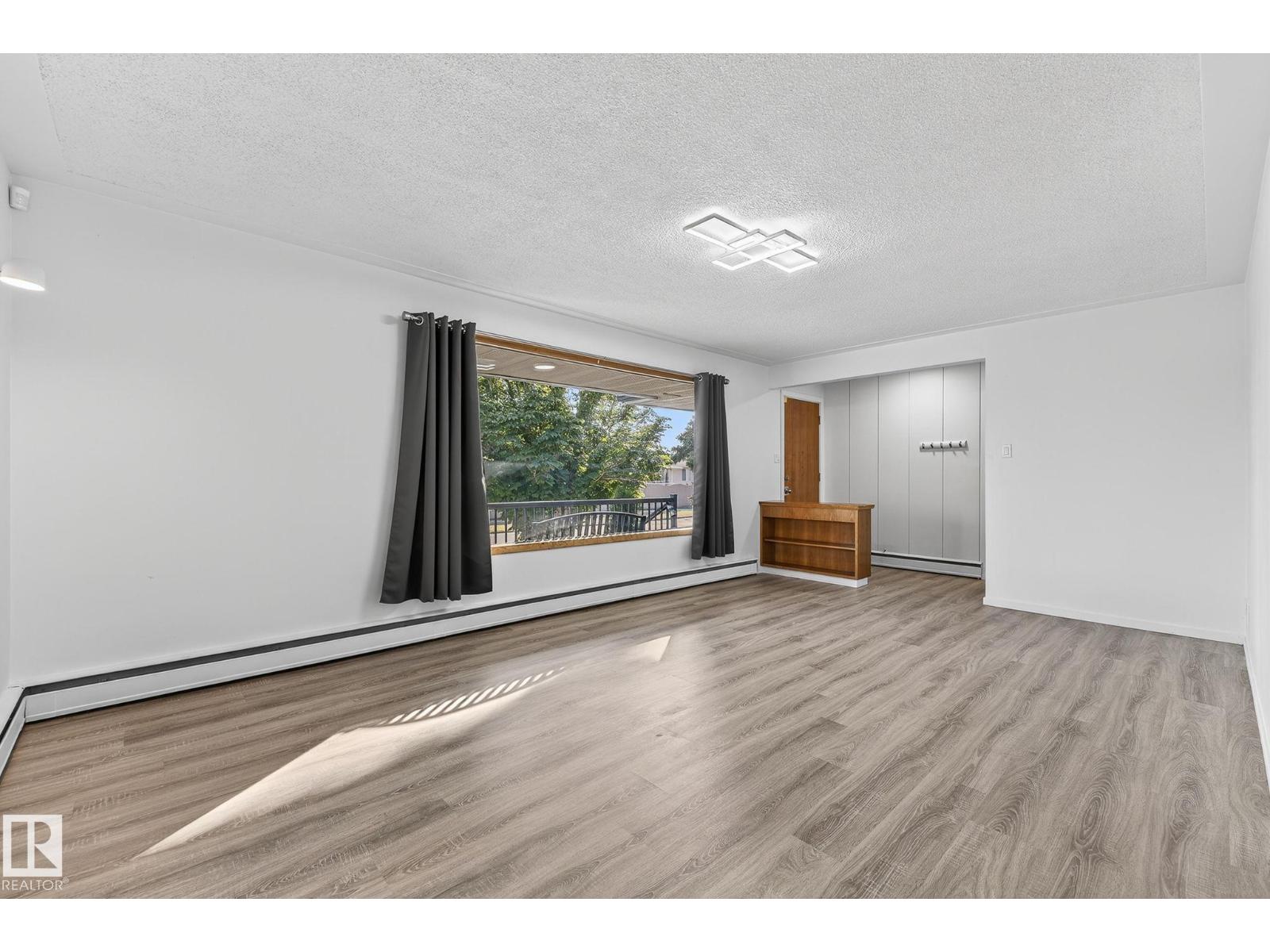12410 134 Av Nw Nw, Edmonton, Alberta  T5J 3Y4 - Photo 19 - E4460877