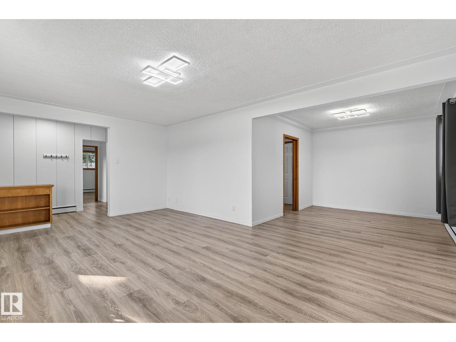12410 134 Av Nw Nw, Edmonton, Alberta  T5J 3Y4 - Photo 20 - E4460877