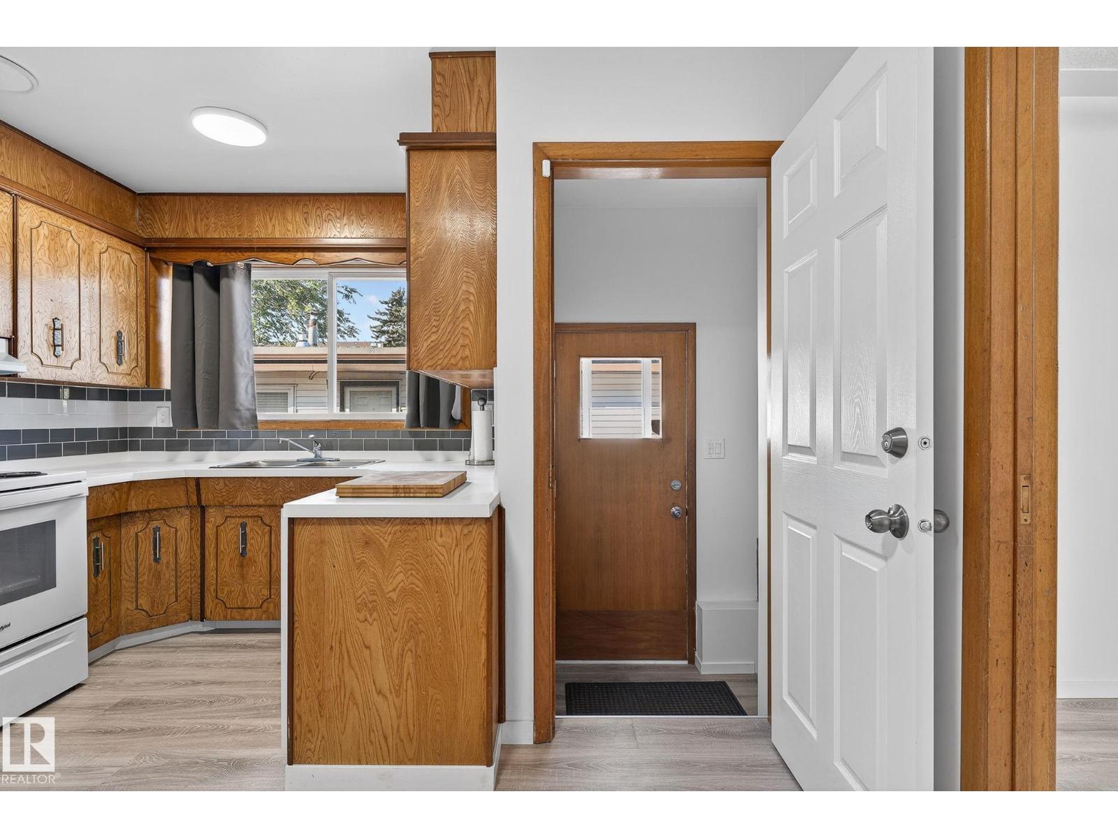 12410 134 Av Nw Nw, Edmonton, Alberta  T5J 3Y4 - Photo 29 - E4460877