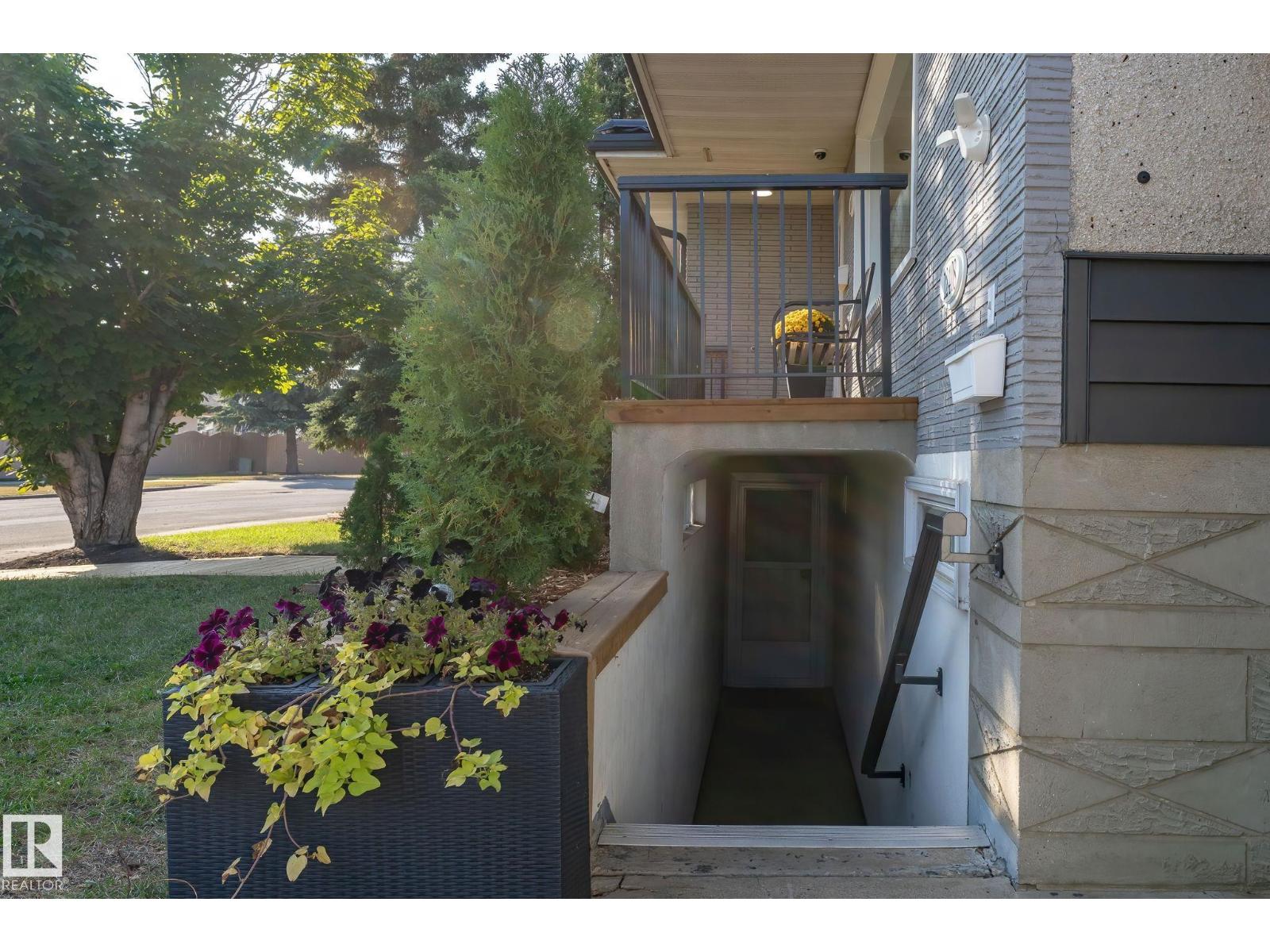 12410 134 Av Nw Nw, Edmonton, Alberta  T5J 3Y4 - Photo 41 - E4460877