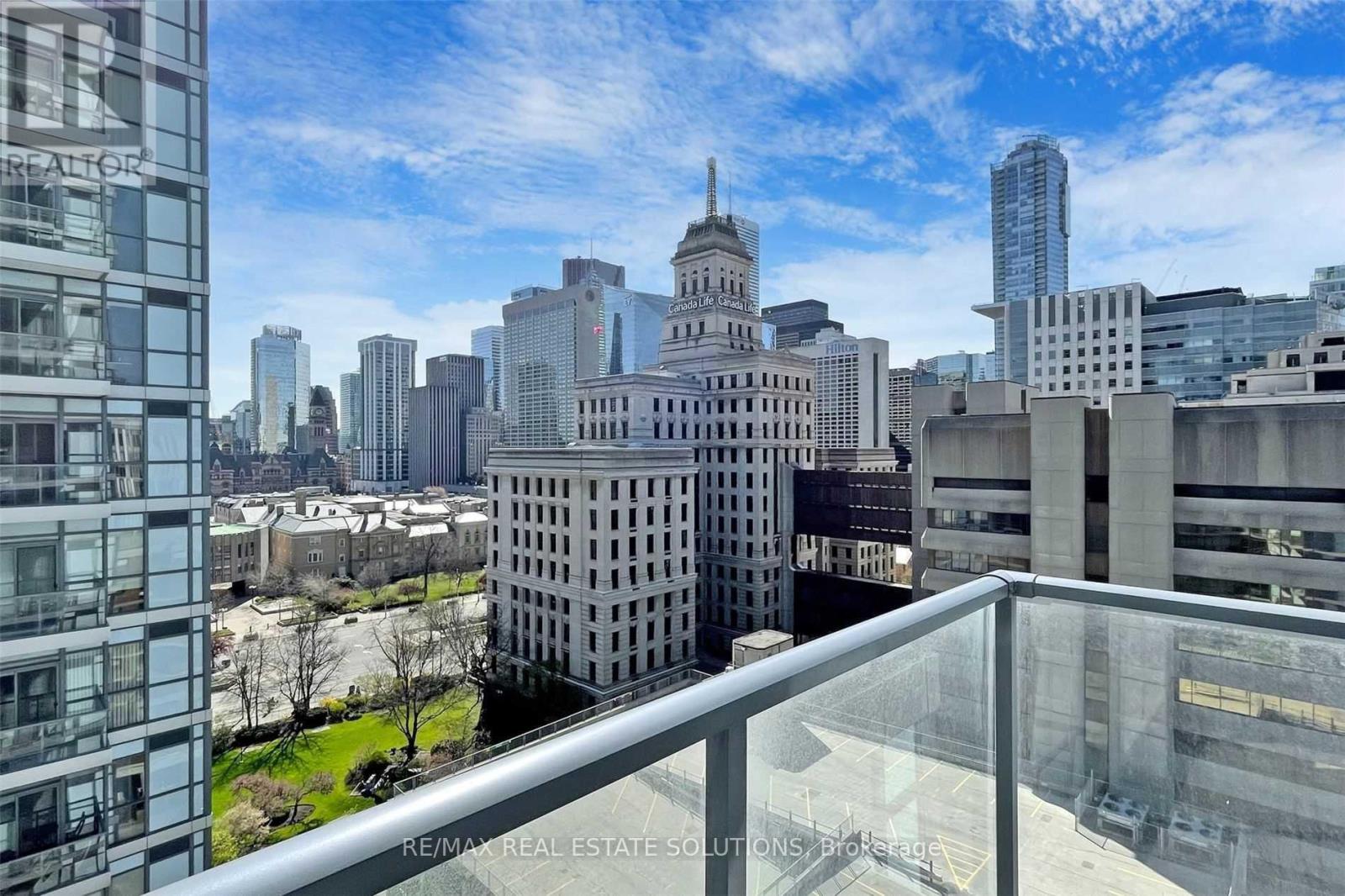 1303 - 210 Simcoe Street, Toronto, Ontario  M5T 0A9 - Photo 12 - C12445171