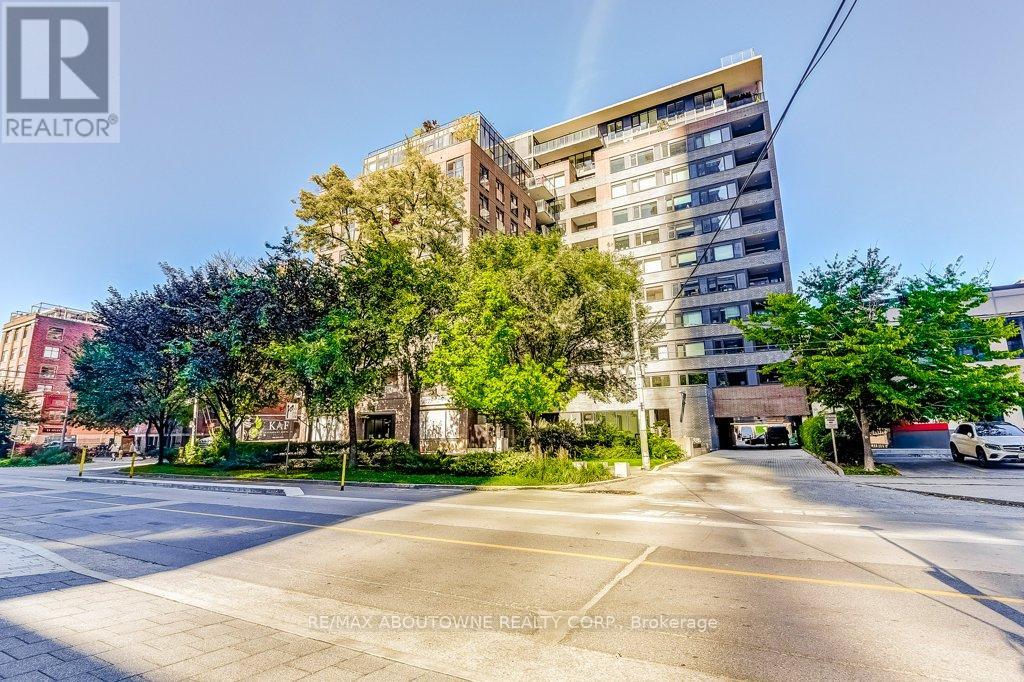 212 - 400 Wellington Street W, Toronto (Waterfront Communities), Ontario  M5V 0B5 - Photo 1 - C12445174