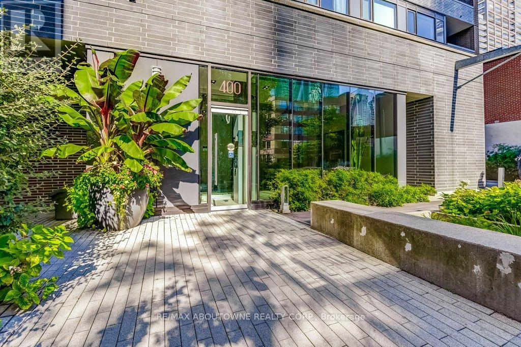 212 - 400 Wellington Street W, Toronto (Waterfront Communities), Ontario  M5V 0B5 - Photo 3 - C12445174