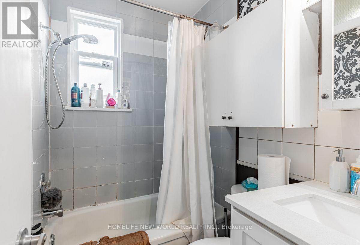 878 Kingston Road, Toronto (East End-Danforth), Ontario  M4E 1S3 - Photo 16 - E12445191