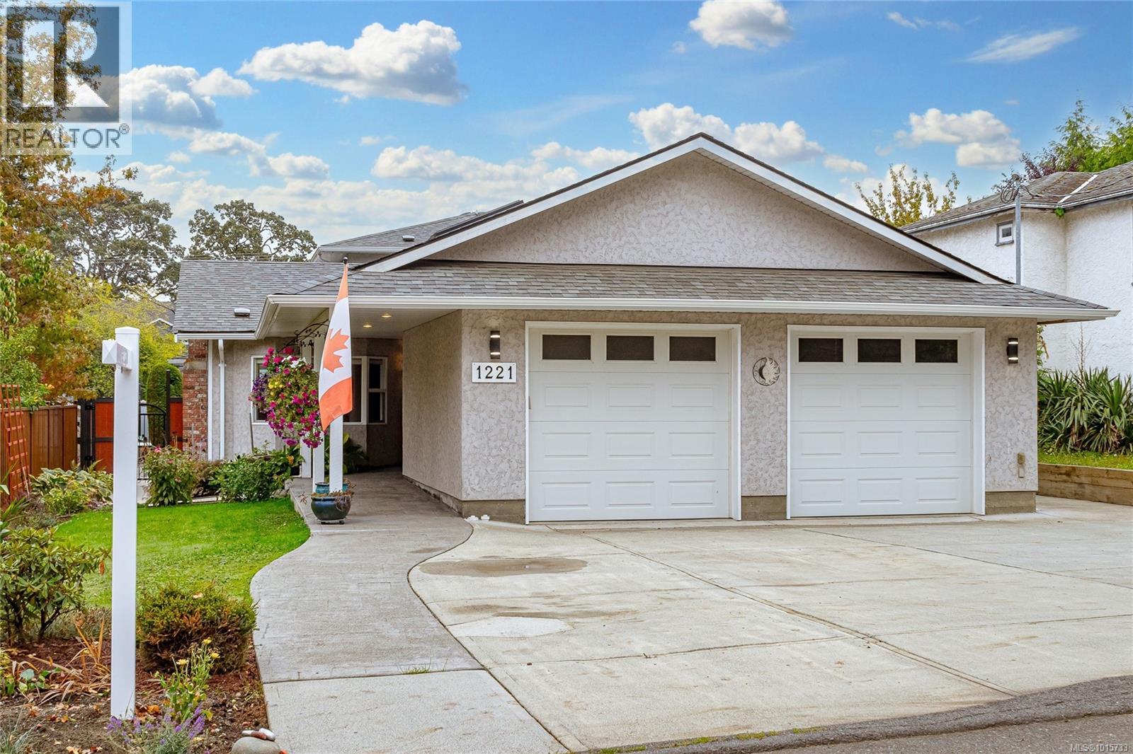 1221 Cherry Rd, Saanich, British Columbia