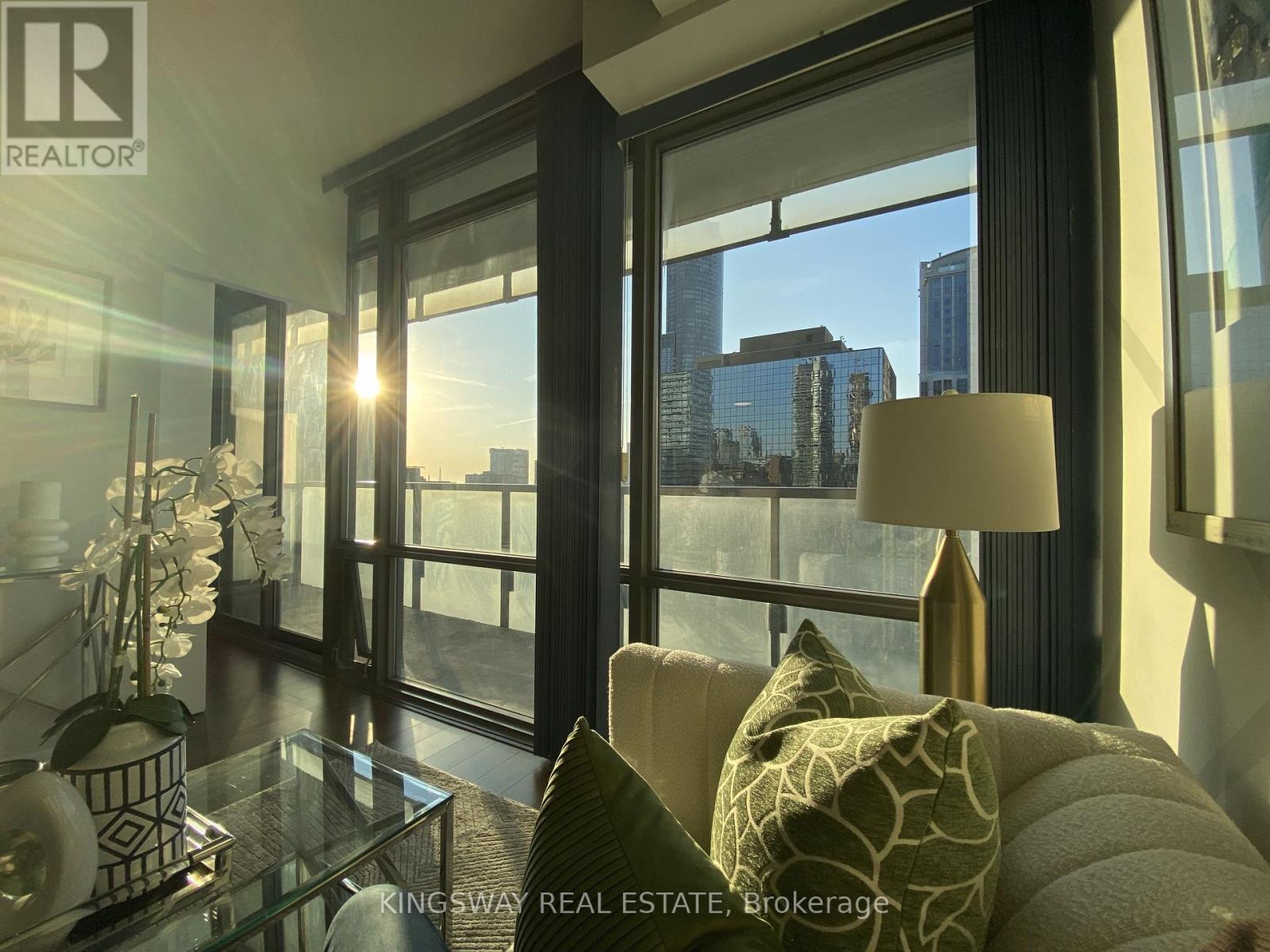 2706 - 38 Grenville Street, Toronto, Ontario  M4Y 1A5 - Photo 7 - C12434524