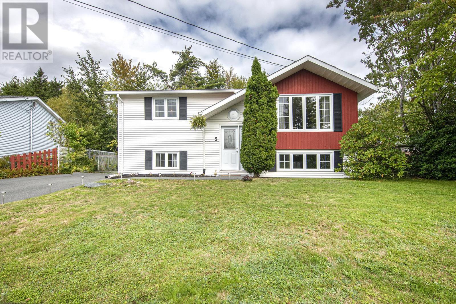 5 Silistria Drive, Dartmouth, Nova Scotia