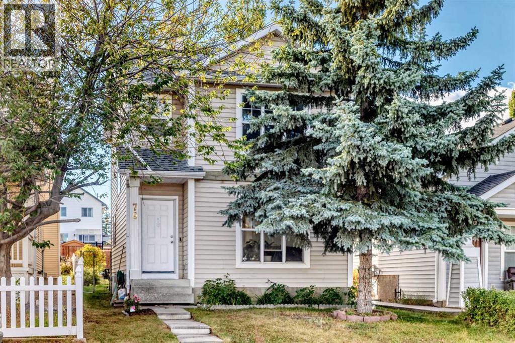 79 Hidden Crescent Nw, Calgary, Alberta  T3A 5L4 - Photo 1 - A2261924