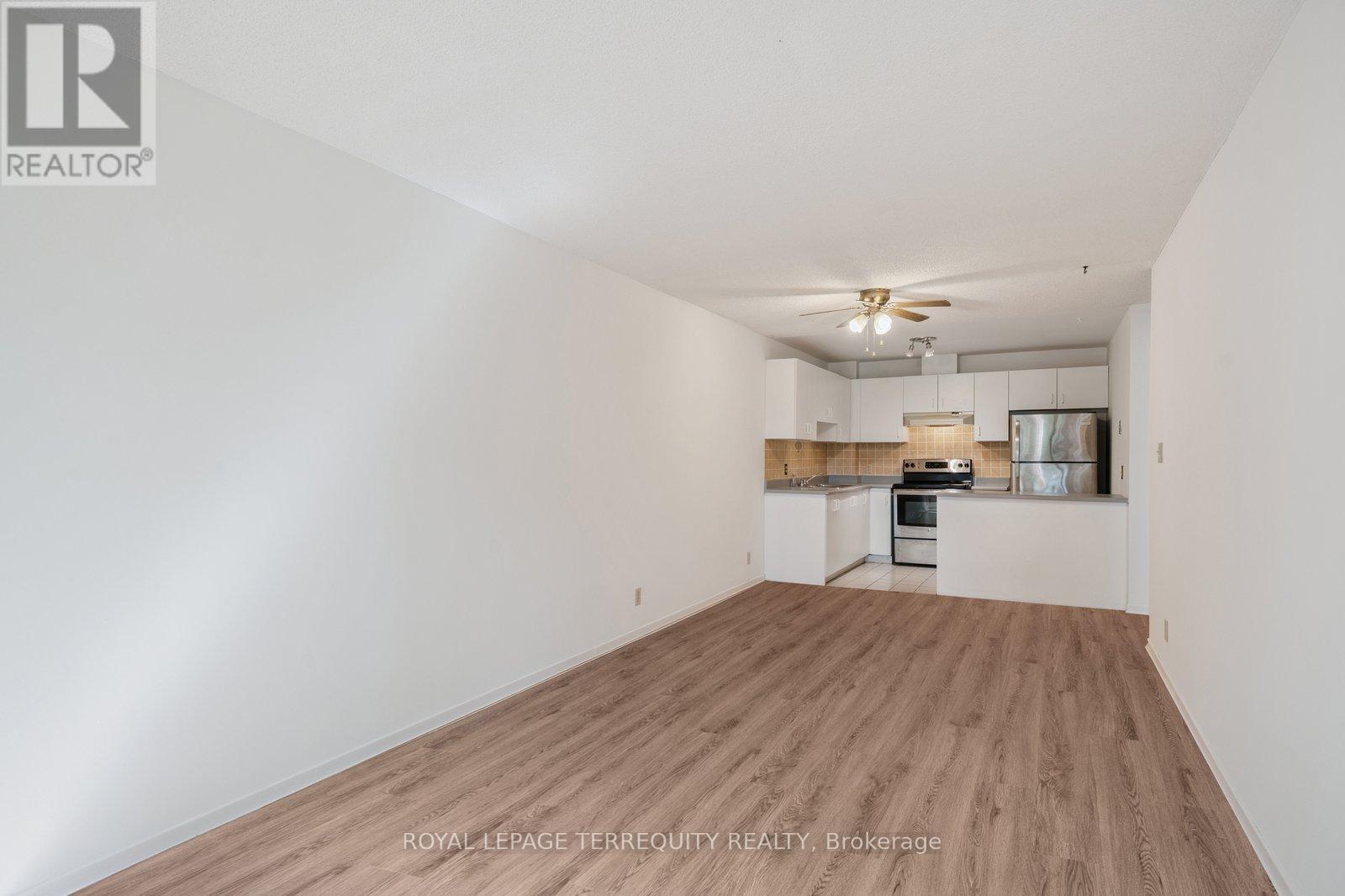 208 - 1275 Cornerbrook Place, Mississauga (Erindale), Ontario  L5C 3J3 - Photo 10 - W12445164