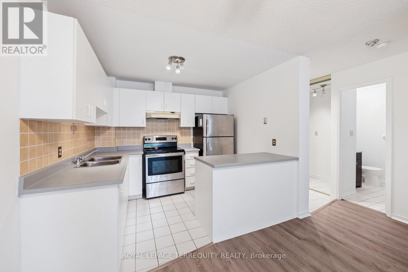 208 - 1275 Cornerbrook Place, Mississauga (Erindale), Ontario  L5C 3J3 - Photo 13 - W12445164