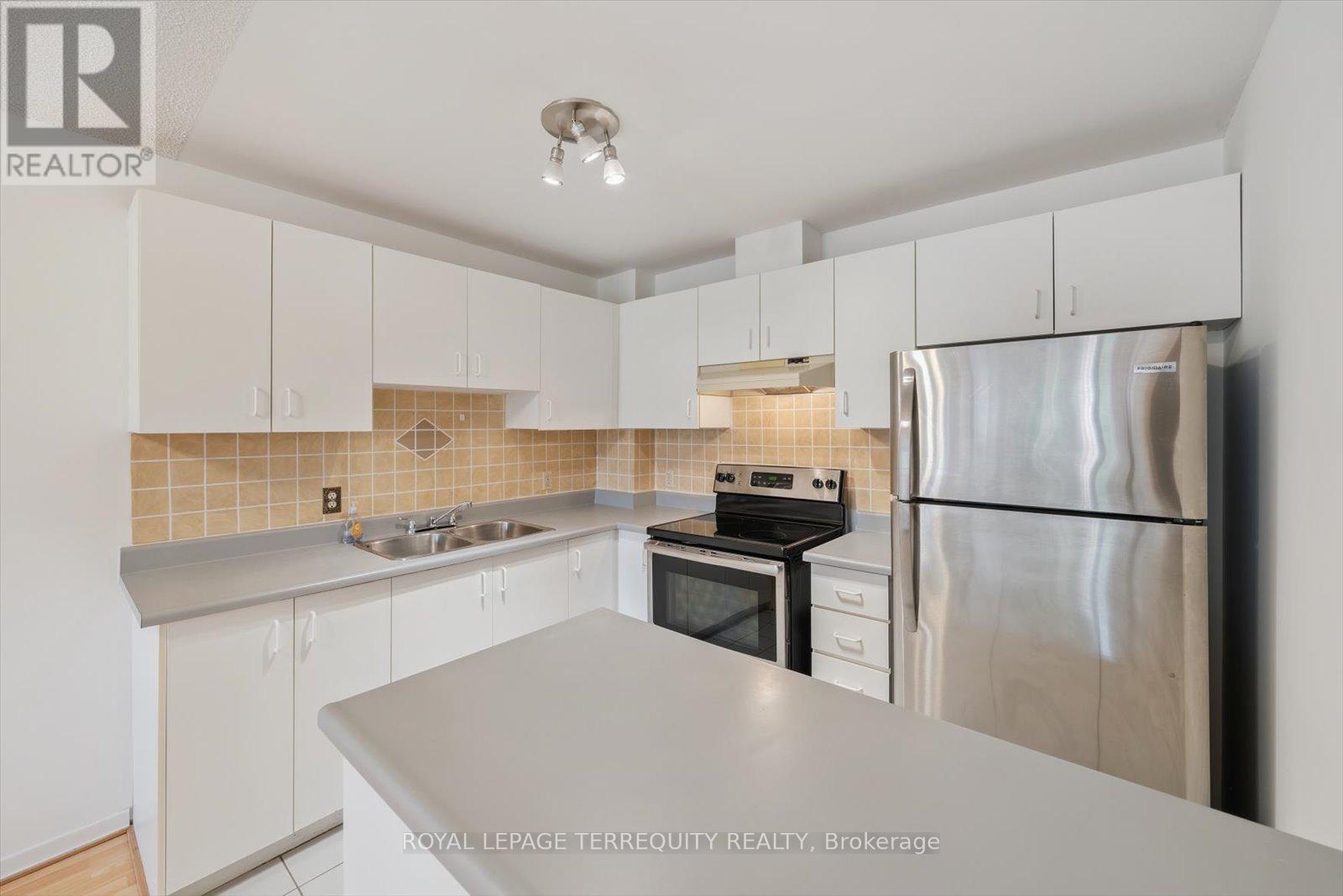 208 - 1275 Cornerbrook Place, Mississauga (Erindale), Ontario  L5C 3J3 - Photo 16 - W12445164