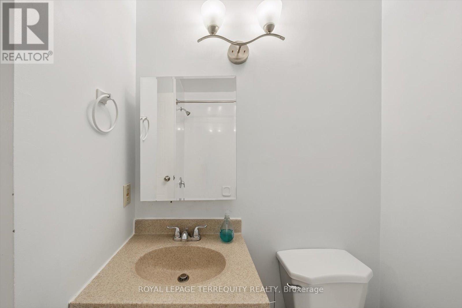208 - 1275 Cornerbrook Place, Mississauga (Erindale), Ontario  L5C 3J3 - Photo 24 - W12445164