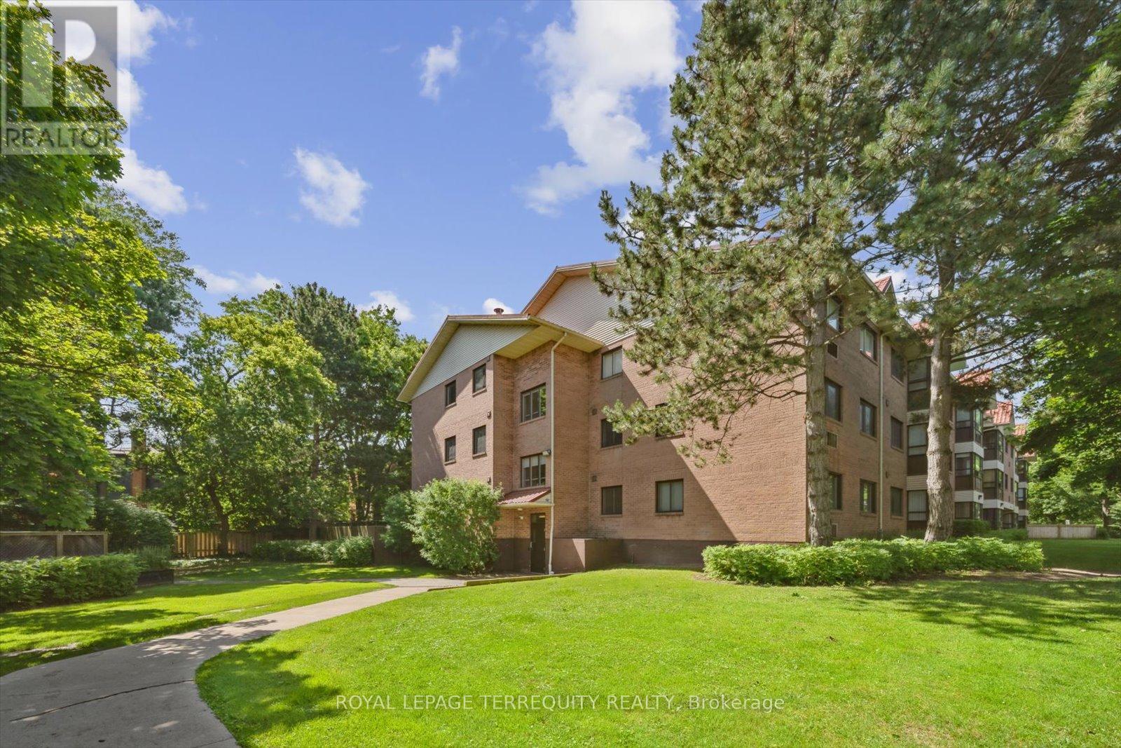 208 - 1275 Cornerbrook Place, Mississauga (Erindale), Ontario  L5C 3J3 - Photo 29 - W12445164