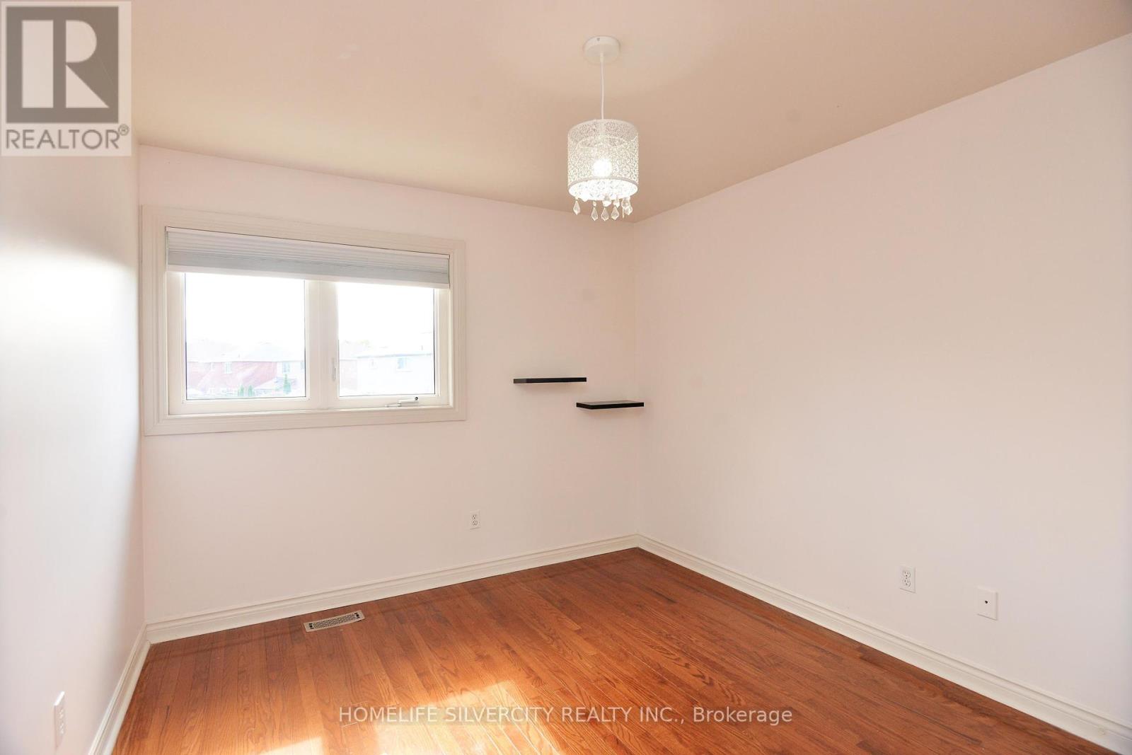 38 Esposito Drive, Caledon (Bolton East), Ontario  L7E 1T4 - Photo 27 - W12445177