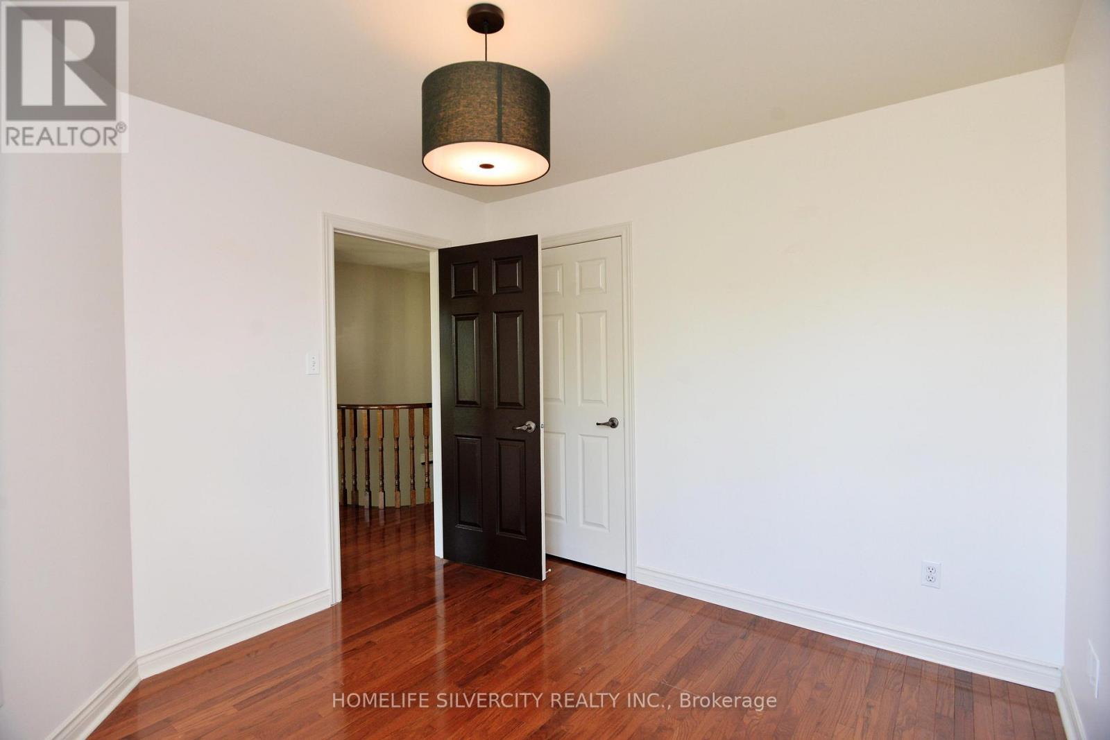 38 Esposito Drive, Caledon (Bolton East), Ontario  L7E 1T4 - Photo 30 - W12445177