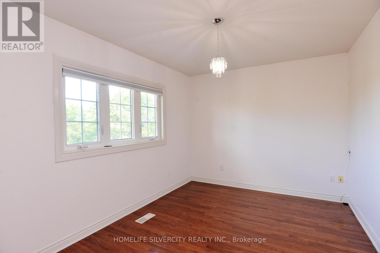 38 Esposito Drive, Caledon (Bolton East), Ontario  L7E 1T4 - Photo 31 - W12445177