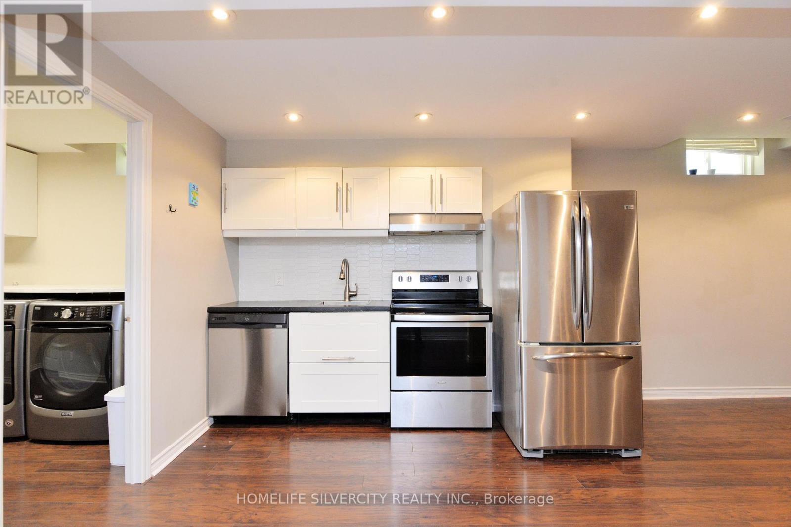 38 Esposito Drive, Caledon (Bolton East), Ontario  L7E 1T4 - Photo 37 - W12445177