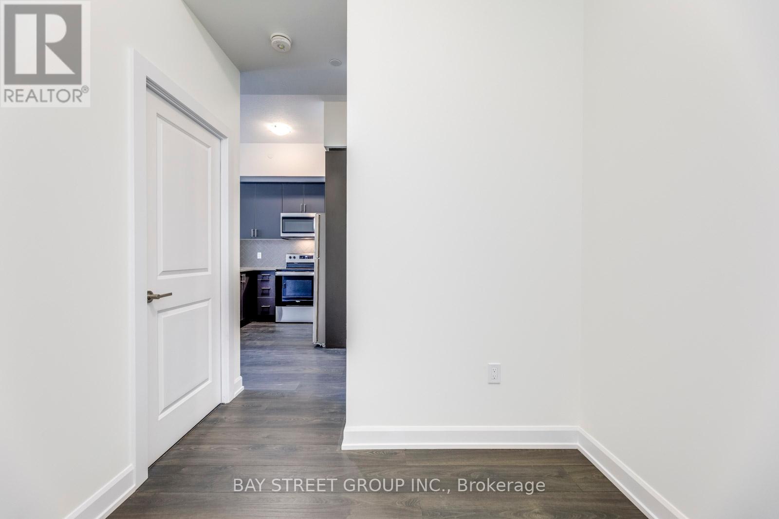 204 - 3200 William Coltson Avenue, Oakville, Ontario  L6H 7W6 - Photo 22 - W12445187