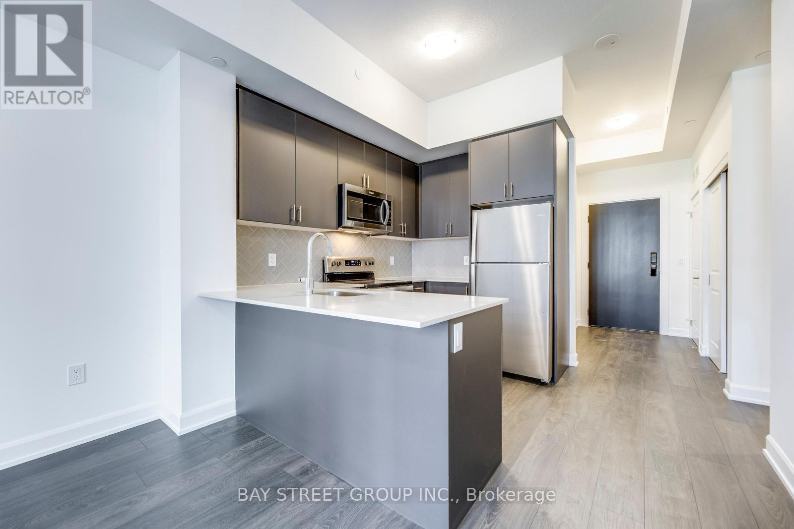 204 - 3200 William Coltson Avenue, Oakville, Ontario  L6H 7W6 - Photo 8 - W12445187