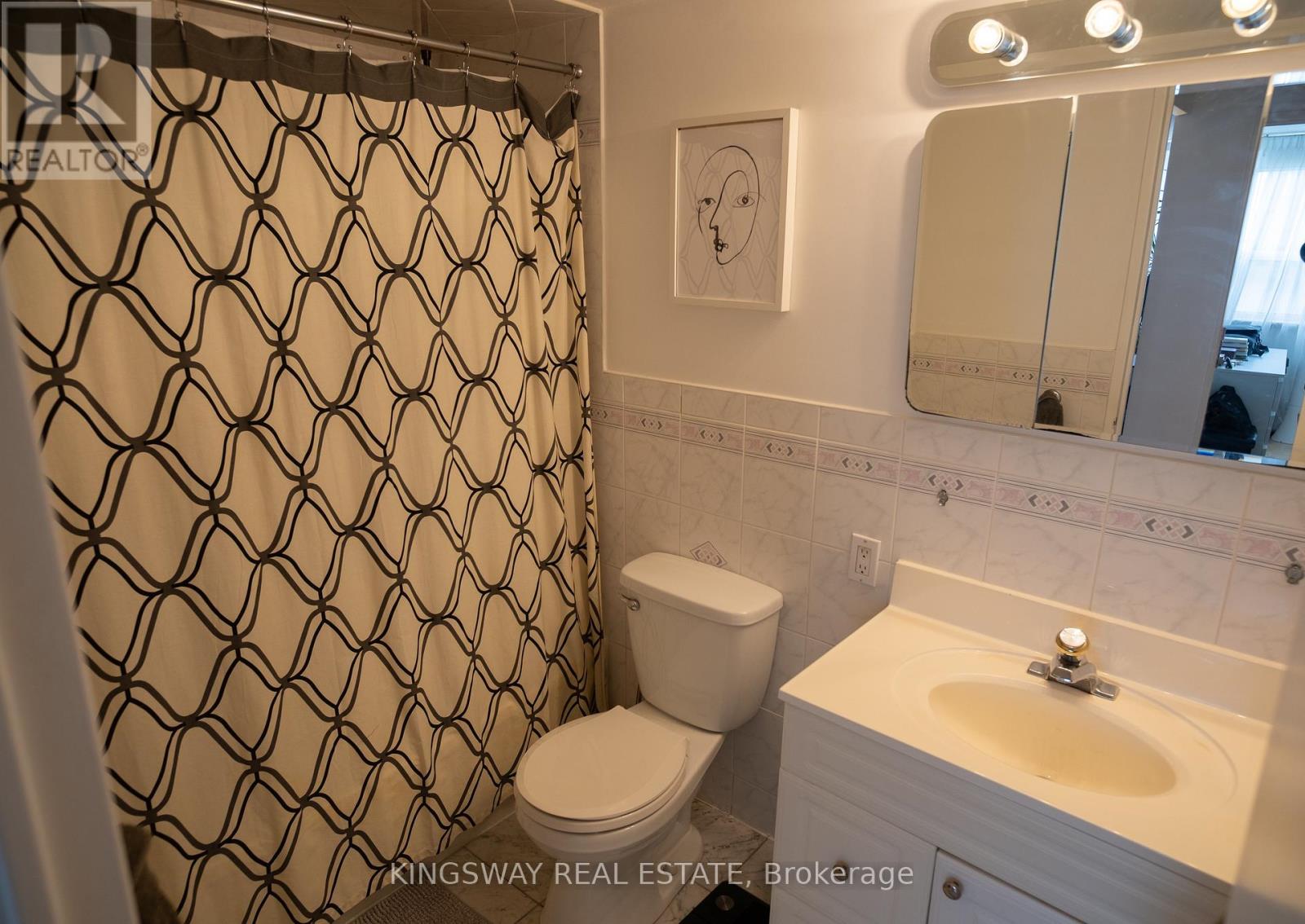518 - 451 The West Mall Drive, Toronto (Etobicoke West Mall), Ontario  M9C 1G1 - Photo 18 - W12445193