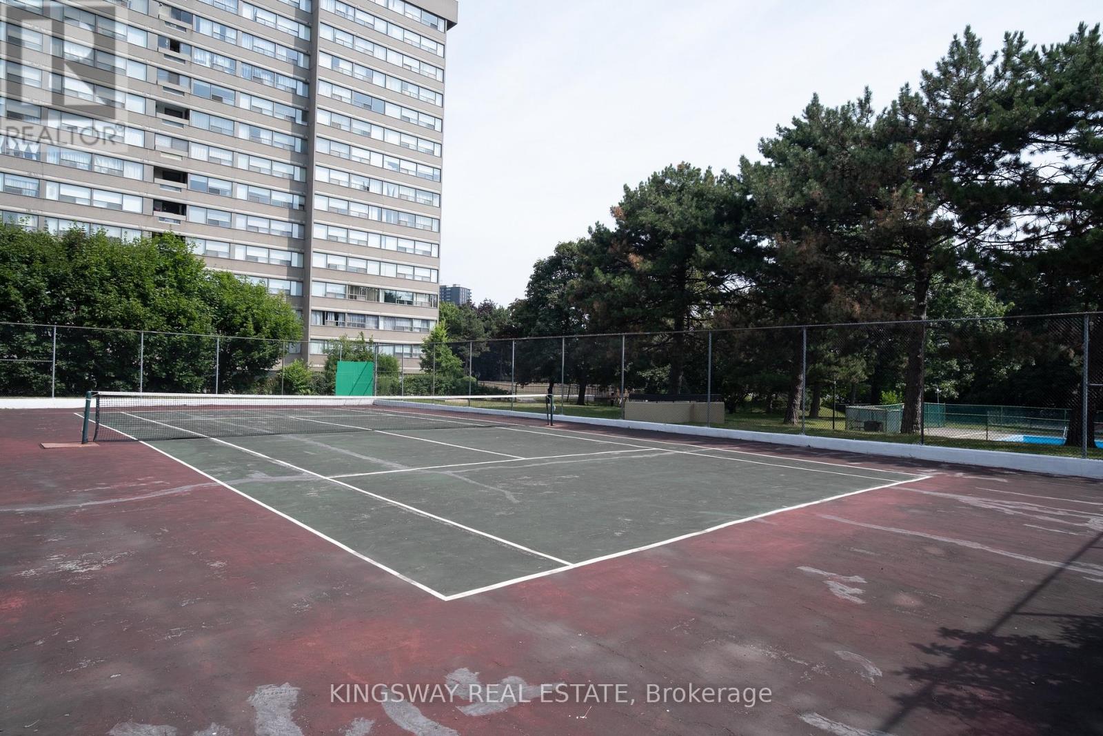 518 - 451 The West Mall Drive, Toronto (Etobicoke West Mall), Ontario  M9C 1G1 - Photo 24 - W12445193
