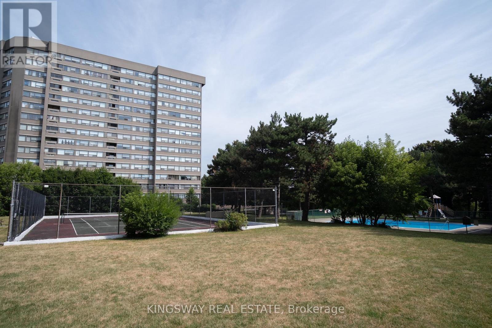 518 - 451 The West Mall Drive, Toronto (Etobicoke West Mall), Ontario  M9C 1G1 - Photo 25 - W12445193