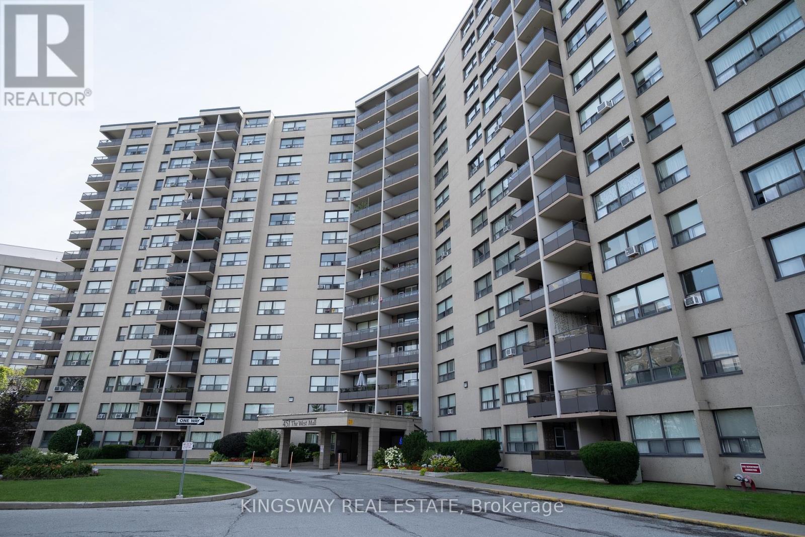 518 - 451 The West Mall Drive, Toronto (Etobicoke West Mall), Ontario  M9C 1G1 - Photo 28 - W12445193