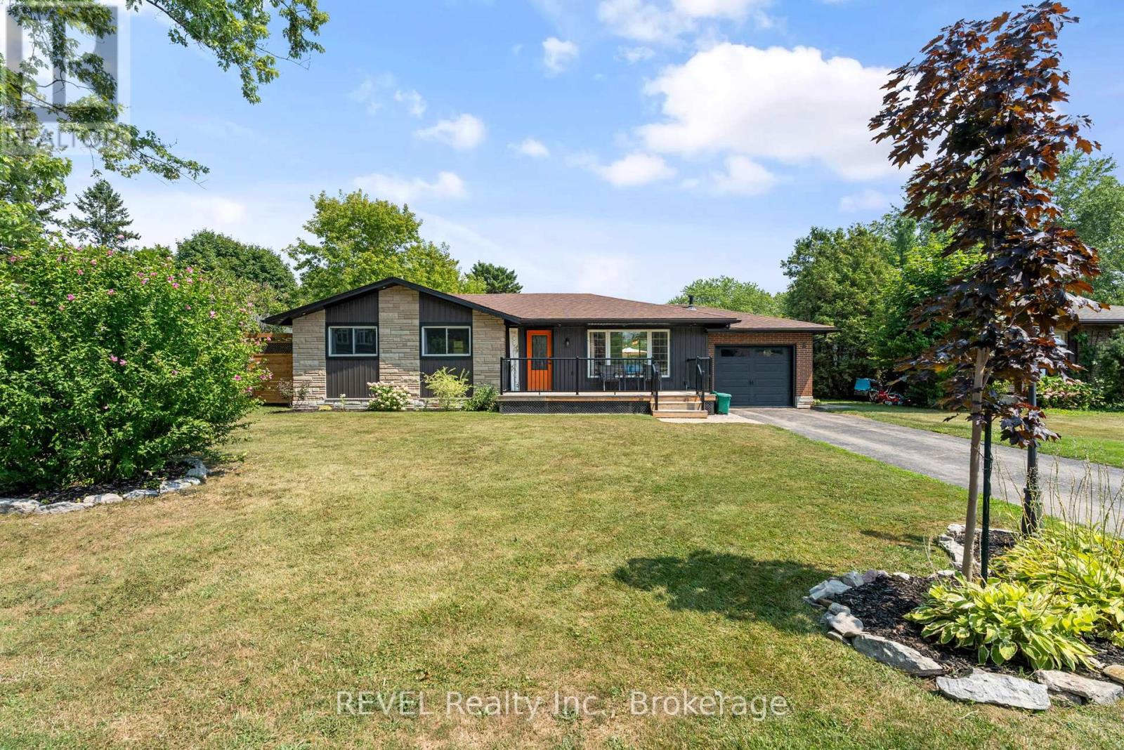 8 ST GEORGE COURT, Fort Erie, Ontario