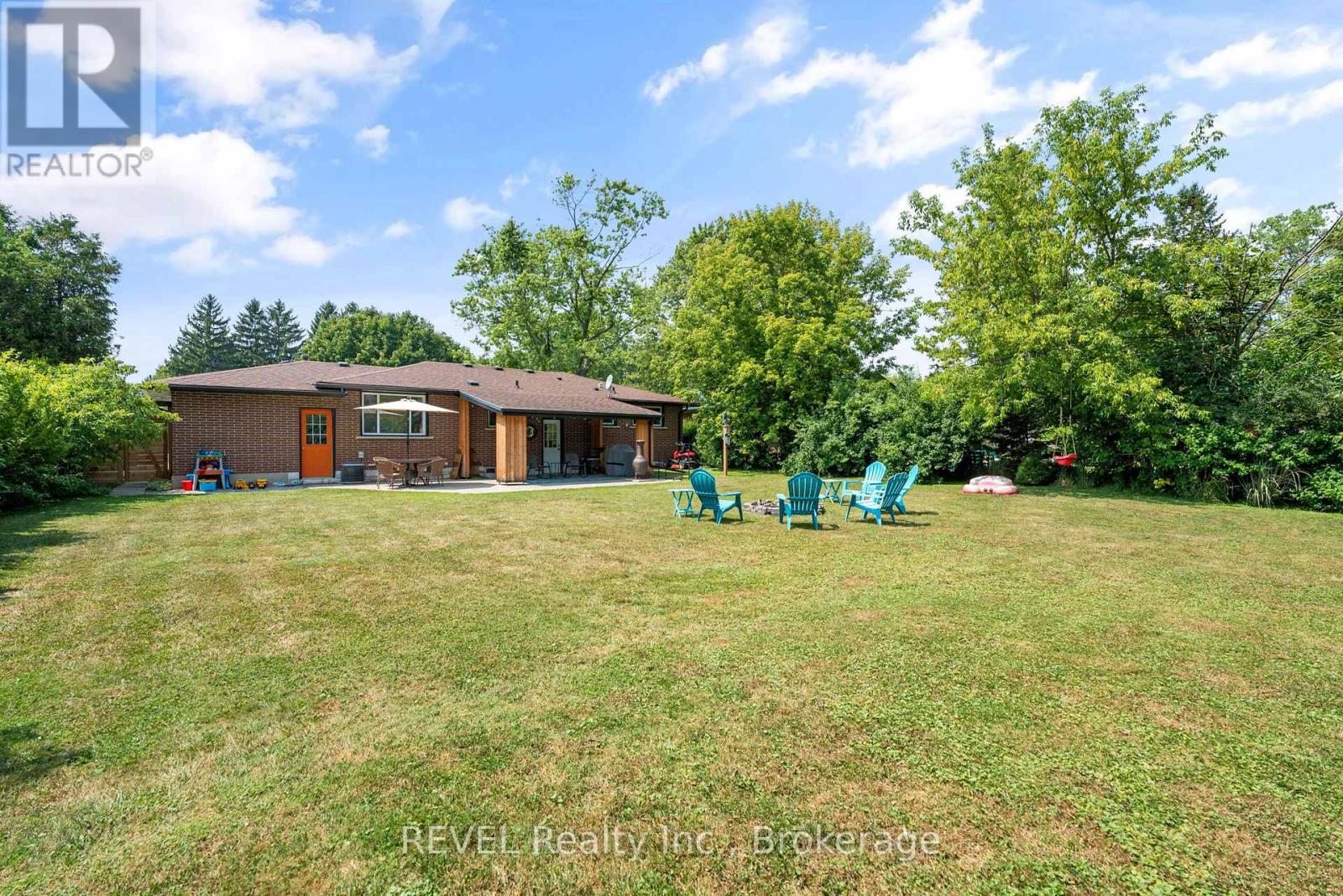 8 St George Court, Fort Erie, Ontario  L0S 1B0 - Photo 30 - X12445206