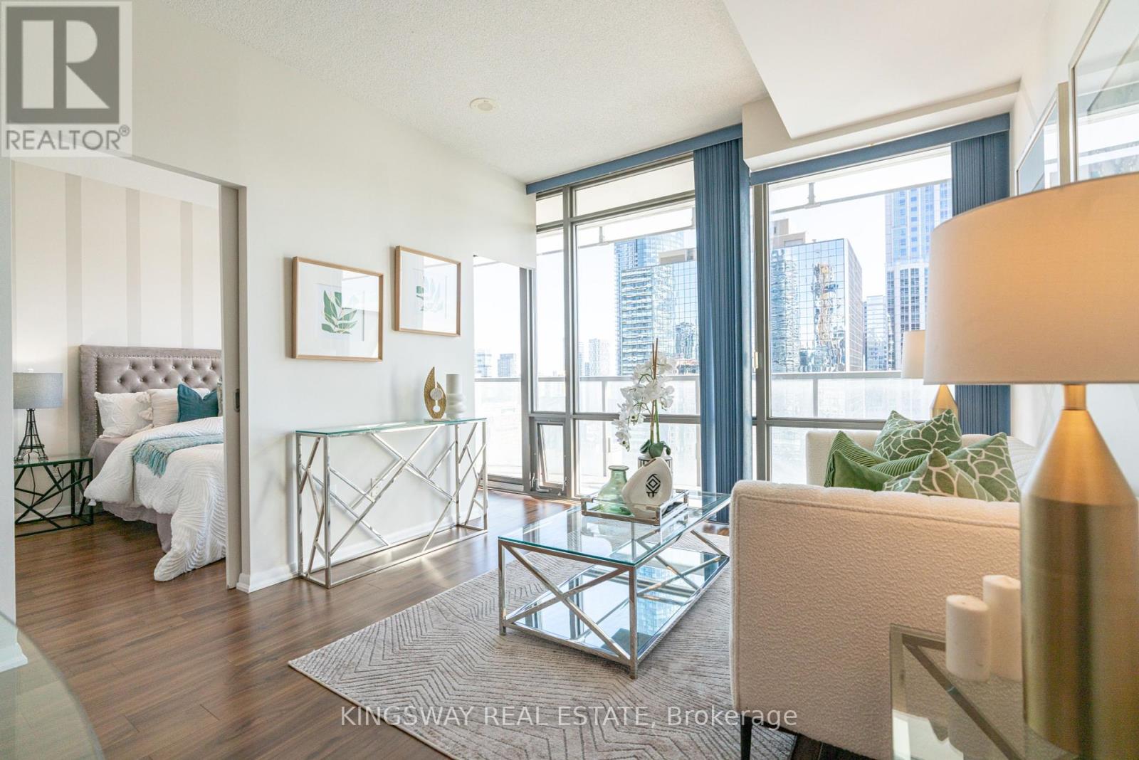 2706 - 38 Grenville Street, Toronto, Ontario  M4Y 1A5 - Photo 19 - C12434524